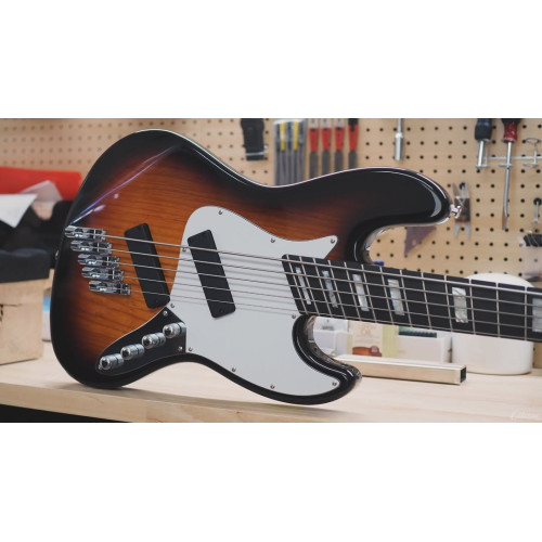 Model JC-5 Bass Guitar FF