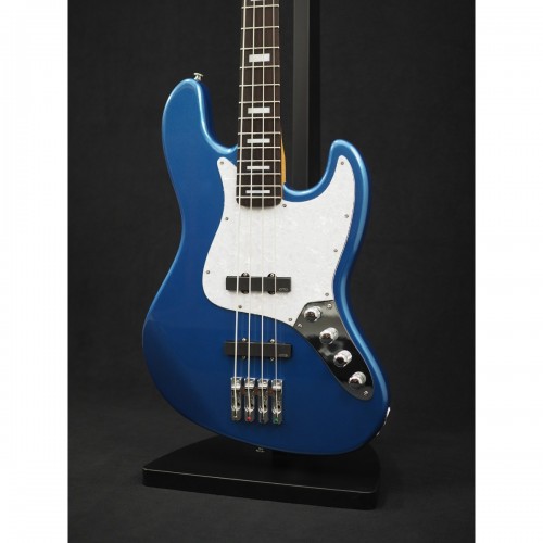 Model JC-4 Bass Guitar